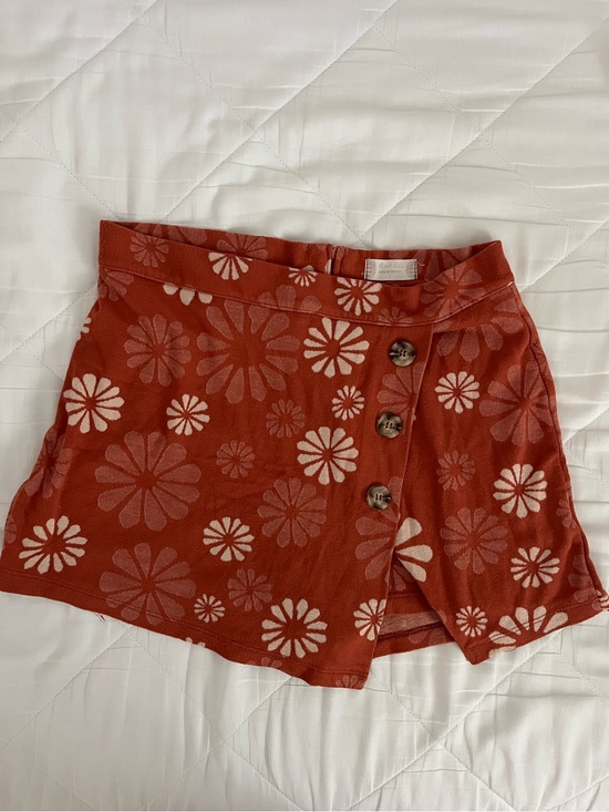 Altar'd State Dresses & Skirts - Altar'd State Rust Floral Button Knit Skort with Zipper